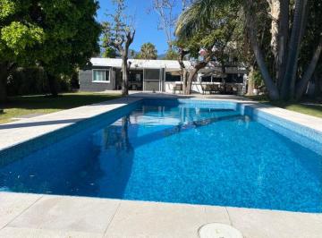 Casa uso de suelo de 5 habitaciones, Cuernavaca · Increible Casa en Renta o Venta con Uso de Suelo Mixto