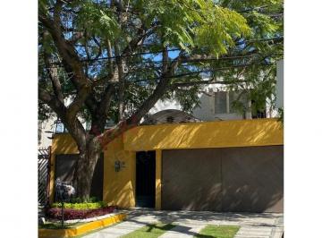 Casa , Naucalpan de Juárez · Excelente Casa en Venta! en Ciudad Satélite Cerca de Periférico