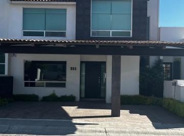 Casa de 3 habitaciones, Querétaro · Casa en Venta
