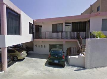 Local comercial de 1 habitación, Monterrey · Local en Renta Av Alfonso Reyes (B)