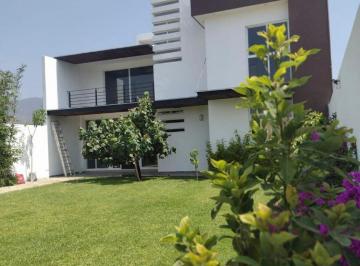Casa de 3 habitaciones, Oaxaca de Juárez · Casa en Tlalixtac en Renta