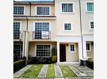 Casa · 260m² · 4 Recámaras · 2 Estacionamientos · Casa en Gran Morada