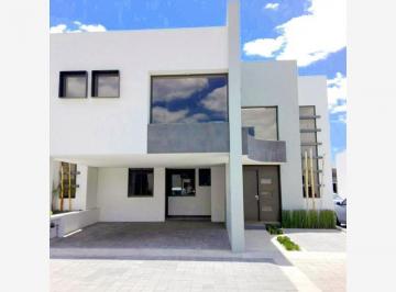 Casa · 280m² · 3 Recámaras · 3 Estacionamientos · Casa en La Asunción