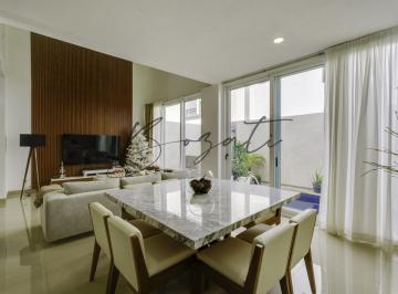 Casa · 270m² · 3 Recámaras · 2 Estacionamientos · Casa en Venta en Aqua Residencial