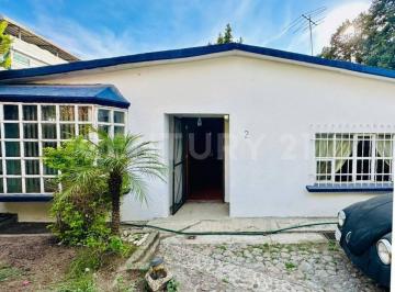 Casa · 233m² · 4 Recámaras · 4 Estacionamientos · Venta de Casa en Puebla, Momoxpan de un Piso