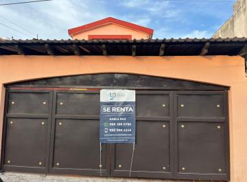 Casa de 3 habitaciones, Mérida · Francisco de Montejo: Amplia Casa Frente a La Iglesia