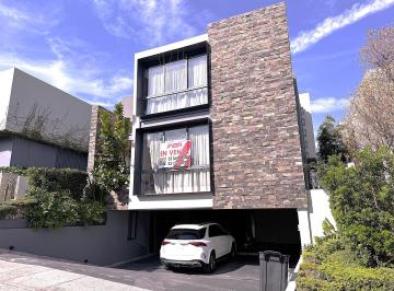 Casa en condominio de 5 habitaciones, Zapopan · Residencia de 5 Recamaras con Elevador en Venta en Coto Zona Andares