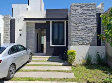 Casa de 3 habitaciones, Villa de Alvarez · Casa en Venta en Colima