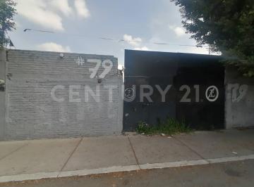 Terreno / Lote · 944m² · 2 Recámaras · Terreno en Venta en Av Río Moctezuma, San Juan del Río, Querétaro.