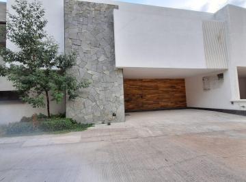 Fachada · Casa en Venta en Linda Vista.