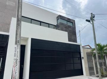 Casa de 3 habitaciones, Boca del Río · Casa en Venta en Fracc. Virginia. Boca del Río, Veracruz