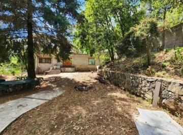 Casa · 140m² · 5 Recámaras · Casa de Campo en Venta en Huitzilac, Morelos con Caballerizas.