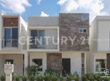 Casa · 107m² · 3 Recámaras · 2 Estacionamientos · Casa en Venta en Bosques de Altea, Chihuahua Chih.