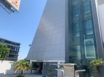 Fachada · Oficina en Renta en Centro Sur