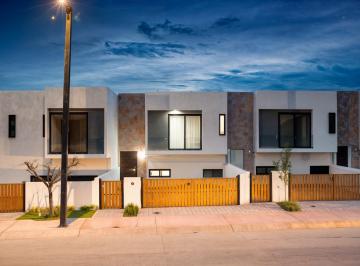 Casa de 4 habitaciones, Corregidora · Casa en Venta en El Condado, Terreno 155 m², Family Room o 4ta Recámara, Premium