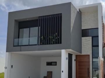 Casa de 3 habitaciones, Boca del Río · Casa en Venta en en Fracc Lomas del Dorado