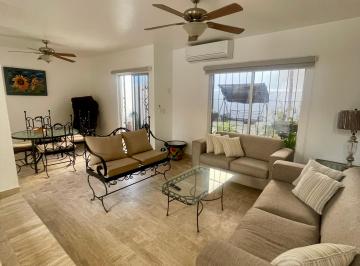 Casa de 3 habitaciones, Mazatlán · Casa con Amplio Patio y Asador 3 Recámaras en Renta en Lomas de Mazatlán