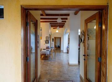 370bba727b9ae90343edbb395d4755de635308a30c4dd3d8ebd07233e2666596 · Casa con Viñedo en Valle de Guadalupe Quinta Estrella: Exclusividad, Sustentabil