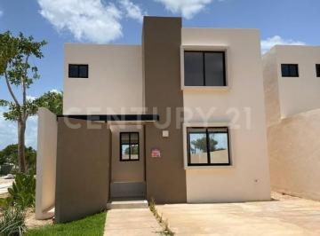 Casa · 225m² · 2 Recámaras · 2 Estacionamientos · Casa en Venta en Santa María, Conkal, Yucatán