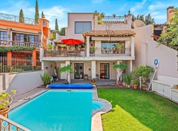 2df7c723f9ea29ad2bbaa23d613240633be3396aac936ccbea48ae11c590fc25 · En Venta Casa en San Miguel: con Casa de Huéspedes y Piscina