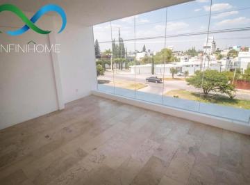 Oficina , San Luis Potosí · Oficina / Consultorio Sobre Av Himalaya