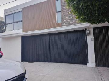 5a91dfa5dab2a3af5718592ccf9b7c7c526b722c3ab1d222f4d1166c36debe71 · Casa Venta Residencial Victoria Zapopan