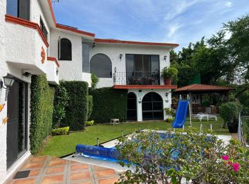 Casa de 4 habitaciones, Xochitepec · Casa Remodelada de 1050 m² de Terreno