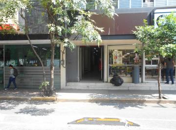 fachada · Oficina Frente Al Parque Rojo