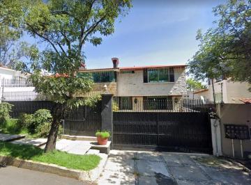 Casa · 300m² · 4 Recámaras · 3 Estacionamientos · Increíble Casa en Venta en El Pedregal, Exclusivo Remate Bancario!