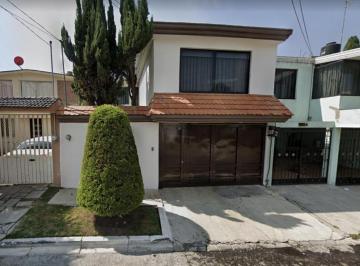Casa · 150m² · 3 Recámaras · 2 Estacionamientos · Casa en Venta en Puebla, Adquiérela a un Increíble Precio de Remate Bancario