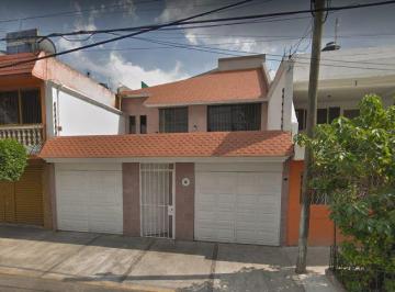Casa · 300m² · 3 Recámaras · 2 Estacionamientos · Casa en Venta en Aragon, Gam, Exclusivo Remate Bancario!