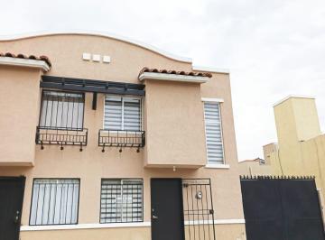Casa · 70m² · 2 Recámaras · 2 Estacionamientos · Casa en Venta en Real Solare, El Marques, Queretaro