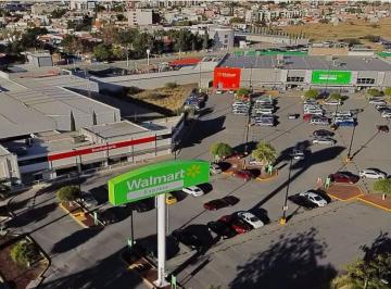 Terreno / Lote · 876m² · Terreno en Plaza Comercial Walmart Express (Superama) Lomas 4ta Slp