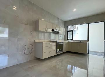 Departamento · 319m² · 3 Recámaras · 2 Estacionamientos · Departamento en Venta Toluca
