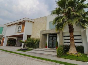 Casa en condominio · 567m² · 3 Recámaras · 2 Estacionamientos · Casa Residencial en Venta en Fraccionamiento Palma Sola, Puebla Morillotla