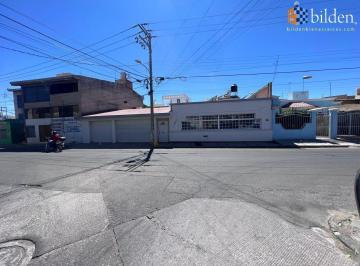 Casa · 386m² · 4 Recámaras · 2 Estacionamientos · Casa en Venta en Fracc. Jardines de Durango