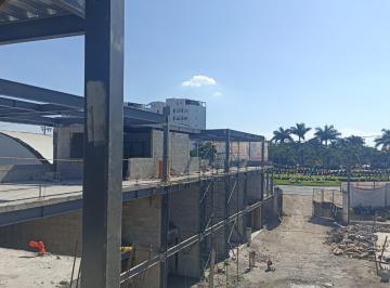 Local comercial · 68m² · Local en Venta, en Plaza Comercial, Frente Al Club de Golf, Country Club Paraiso, Emilianop Zapata