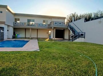 Villa · 502m² · 2 Recámaras · Quinta con Alberca en Fraccionamiento Portal del Norte en Zuazua