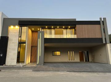 Casa de 4 habitaciones, Santiago · Casa en Venta en Carretera Nacional Bosques de Las Misiones Santiago