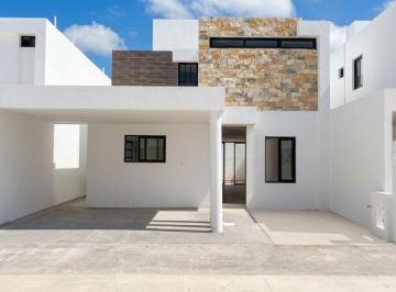 Casa de 4 habitaciones, Mérida · Casa Residencial con Paneles Solares y Alberca en Temozón Norte – Privada Premium