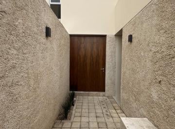 Casa · 172m² · 3 Recámaras · 2 Estacionamientos · Casa en Fraccionamiento Montecristo