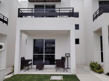 Casa de 2 habitaciones, Cuautla · Casa en Condominio con Alberca, Palapa, Vigilancia 24/7!