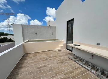 Roof Garden · Townhouse en Venta en Temozón Norte, Mérida