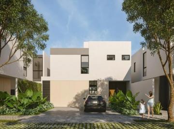 Fachada Principal · Casa en Venta en Cholul, Mérida