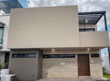 Casa de 4 habitaciones, Corregidora · Elegancia y Confort en El Condado Corregidora: ¡4ta Recamara en Pb!