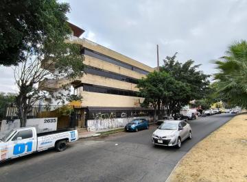 Local comercial , Guadalajara · Edificio en Renta