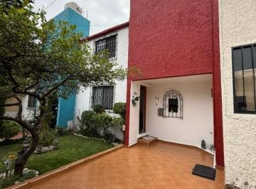 Casa en condominio de 3 habitaciones, Querétaro · Casa Amueblada en Renta en Residencial Viva San Pablo