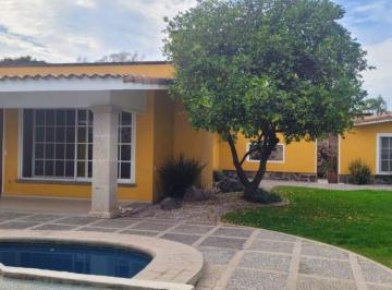 Casa · 250m² · 3 Recámaras · 6 Estacionamientos · Casa en Privada en Vista Hermosa Cuernavaca - Maz - 2196 - Cp