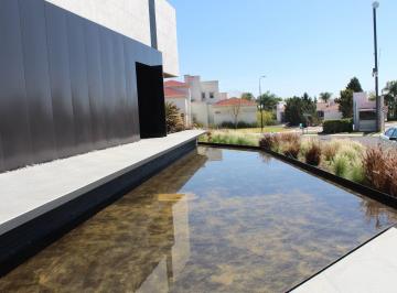 Casa de 5 habitaciones, Querétaro · Casa en Hacienda El Campanario Club - Golf, Querétaro
