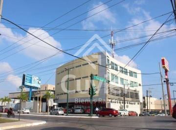 Oficina · 500m² · Oficina en Los Pinos